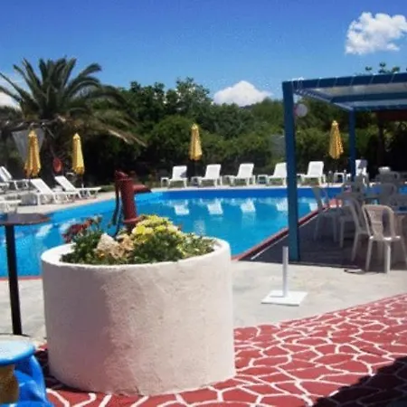 Aquarius Hotel Fourka