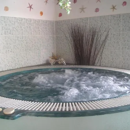 Hotel Aquarius 2*