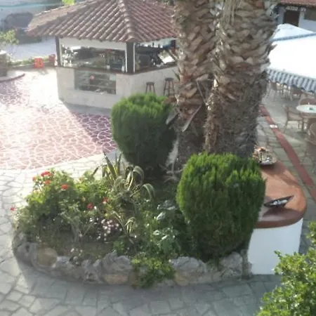 Aquarius Hotel 2*