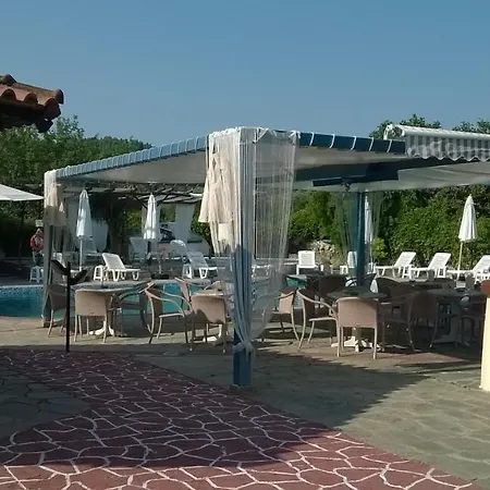 Aquarius Hotel Fourka