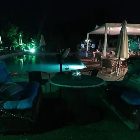 Ξενοδοχείο Aquarius 2*