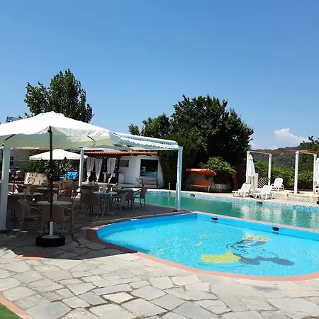 Aquarius Hotel 2*