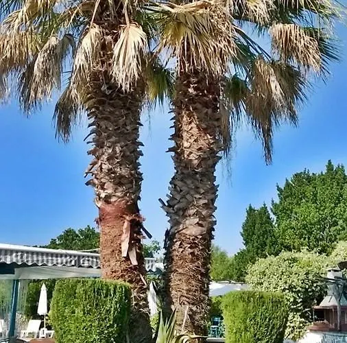 Aquarius 酒店 Skála Foúrkas