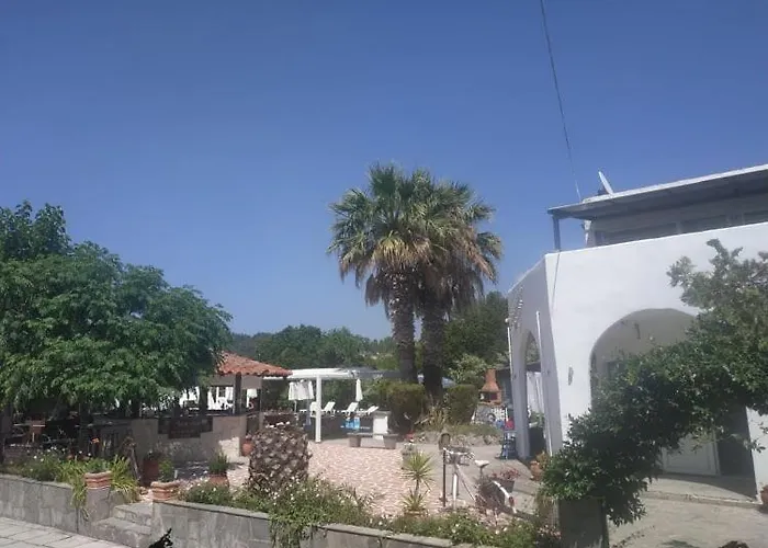 호텔 Aquarius Skála Foúrkas